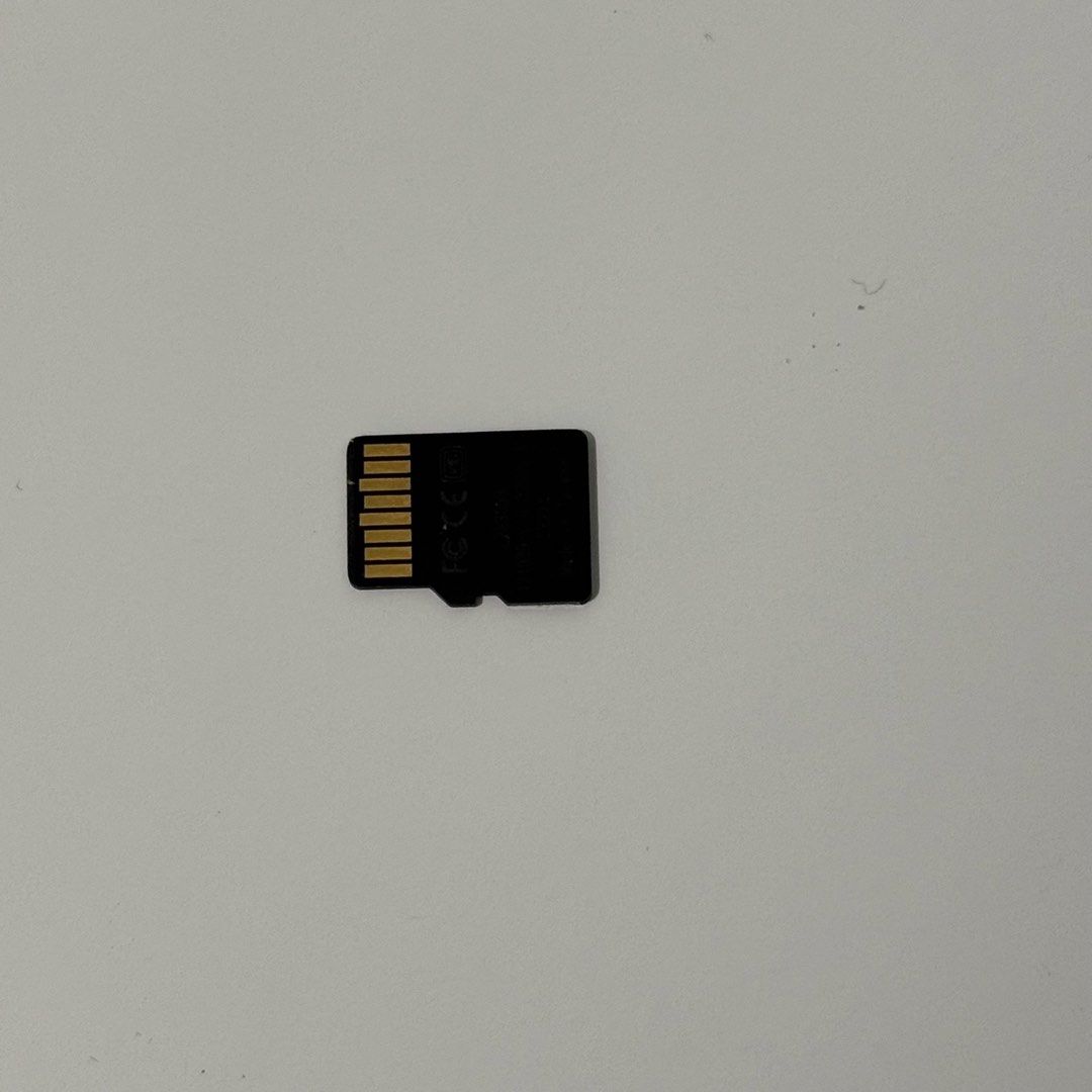 Lexar 32 gb sd card (Category: Memory & SD Cards) located in Bulacan. Submitted by annesandiego (Listing ID 1451794341, Image 2). Description: what you see is what you get no container alr .