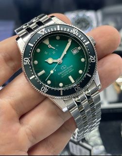 (Category: ) located in . Submitted by notorious_watches (Listing ID 1451867132, Image 1). Description: .