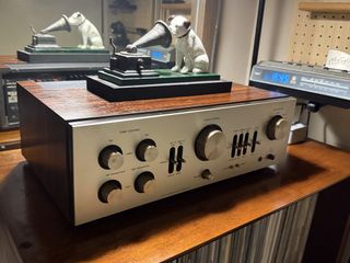 (Category: ) located in . Submitted by chasing_classics_hifi (Listing ID 1451793536, Image 1). Description: .