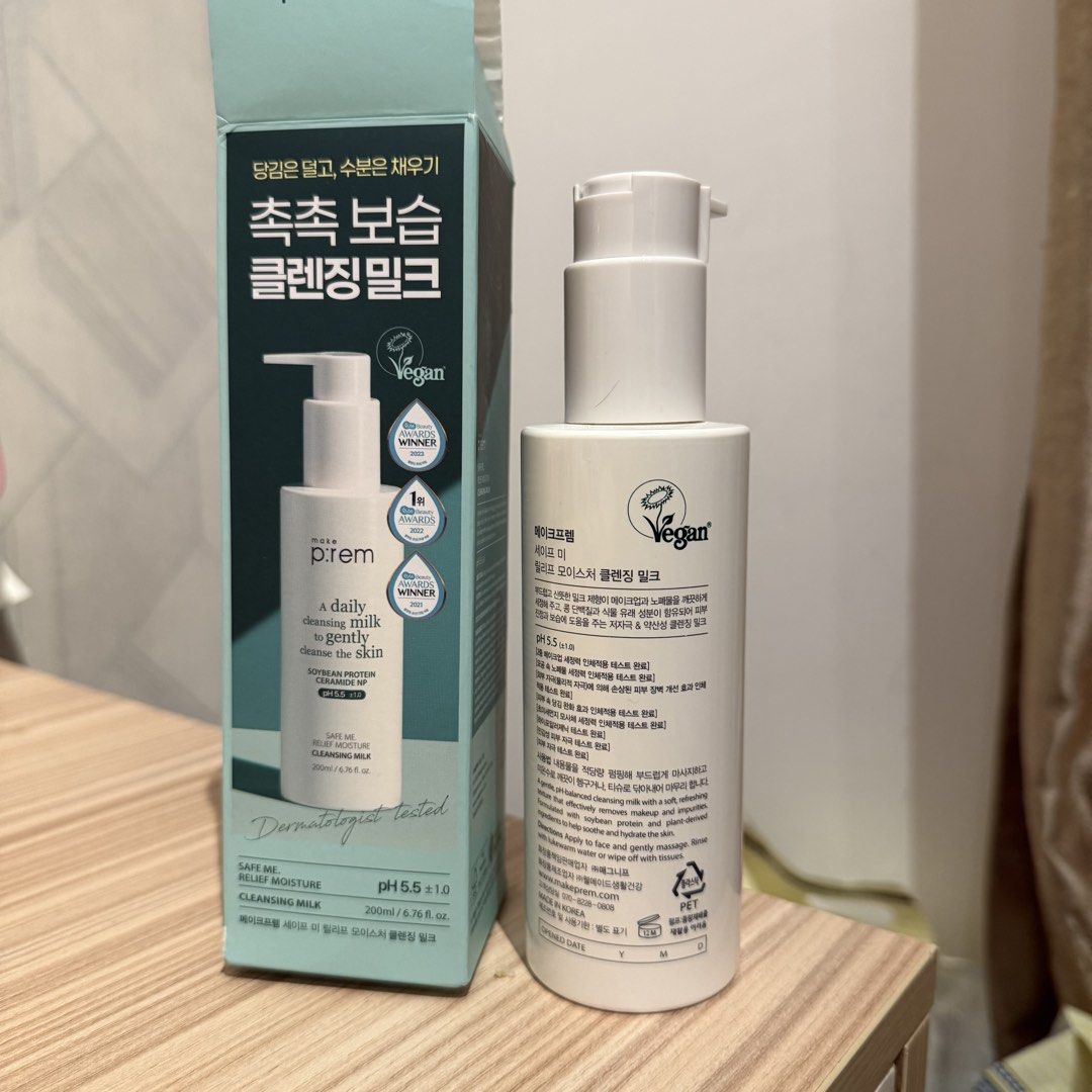 Make prem safe Me Cleansing milk 200ml Makeprem (Category: Face Care) located in Kota Kinabalu. Submitted by joong42 (Listing ID 1451842665, Image 2). Description: Around 95-90% left. I only used a few times Bought from make prem official store for rm90 Include postage( west/east malaysia)/lalamove (if nearby) Or Can pickup: subang jaya.