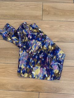 (Category: ) located in . Submitted by destashingmycloset (Listing ID 1451726378, Image 1). Description: .