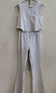 (Kategori: ) berada di . Dikirim oleh shemaia_store (ID iklan 1451771305, Gambar 1). Deskripsi: .