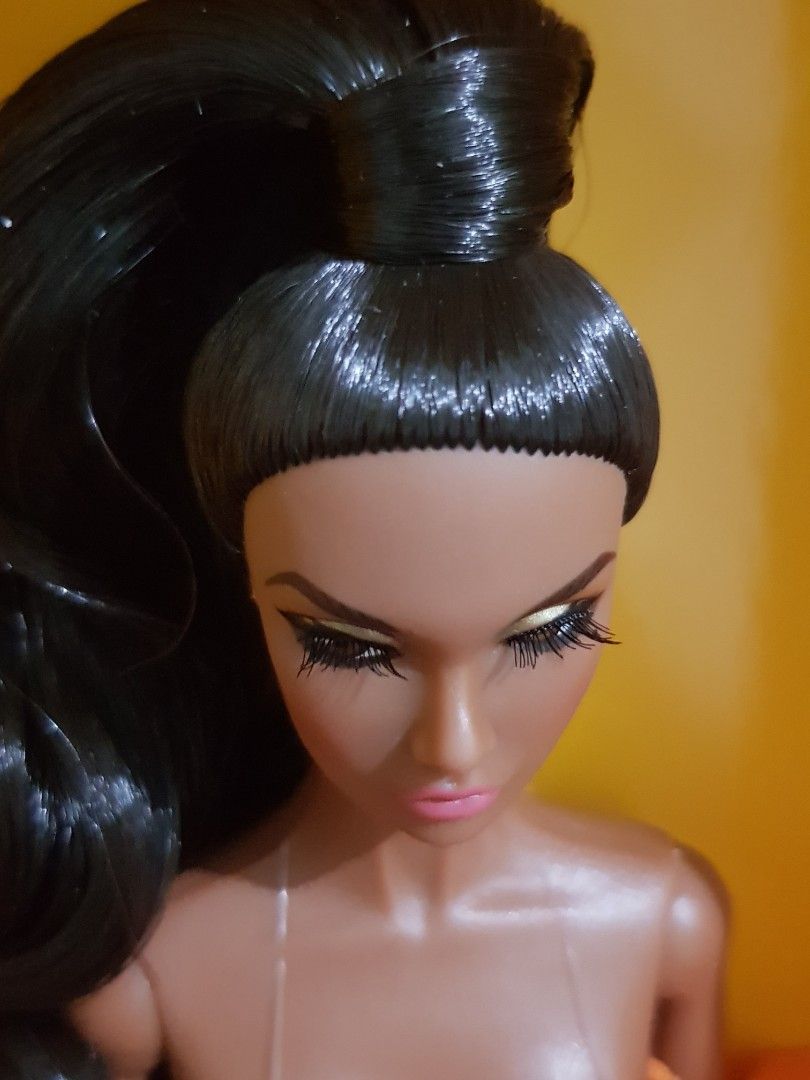 Marvelous Masquarade Poppy Parker Doll (Category: Figurines & Statues) located in Manila. Submitted by burningbern92 (Listing ID 1451885062, Image 2). Description: Before you message: READING IS FUNDAMENTAL =) *BAWAL sa maarte. BAWAL sa maselan. BAWAL sa pihikan. BAWAL sa walang pera. *Will not entertain for "tingi" and "tawad" offer. *Earrings, Ring, Bracelet and Stand Not Included. No stockings and Box. *PASS sa madaming kwento. PASS sa matagal