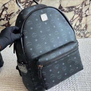 (Category: ) located in . Submitted by lovecollector. (Listing ID 1451847350, Image 1). Description: .