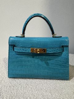 (Category: ) located in . Submitted by menmybags (Listing ID 1451850301, Image 1). Description: .