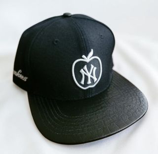 (Category: ) located in . Submitted by threadsolescap_craze (Listing ID 1451816363, Image 1). Description: .