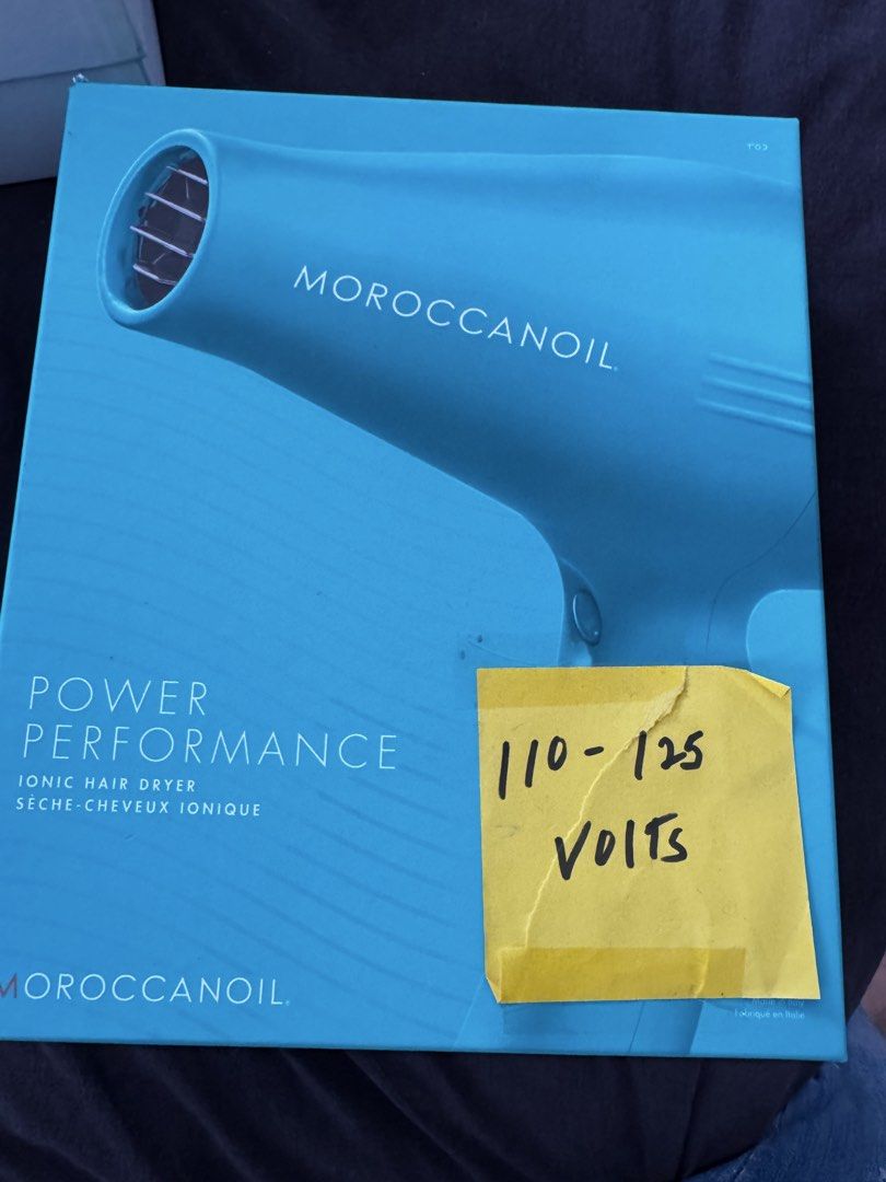 Moroccan Oil Ionic hair dryer (Category: Hair) located in Makati City. Submitted by tinkerboy (Listing ID 1451705143, Image 1). Description: .