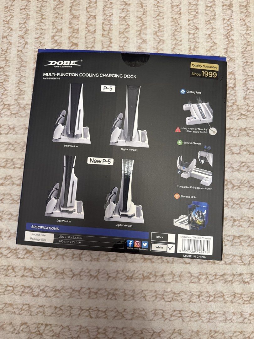 Multi function cooling charging dock （分類：充電綫及充電器）位於 Hong Kong。 由 lulululucky 提交（商品編號 1451828017，圖片 1）。簡介： 。