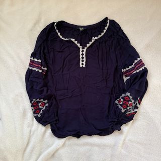 (Category: ) located in . Submitted by td.clothing (Listing ID 1451792092, Image 1). Description: .