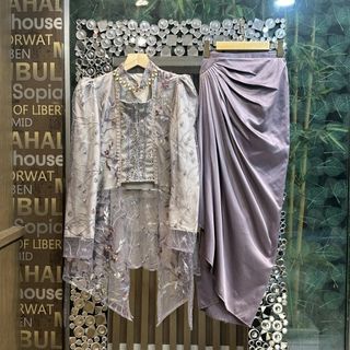 (Kategori: ) berada di . Dikirim oleh lavelle.store (ID iklan 1451830847, Gambar 1). Deskripsi: .