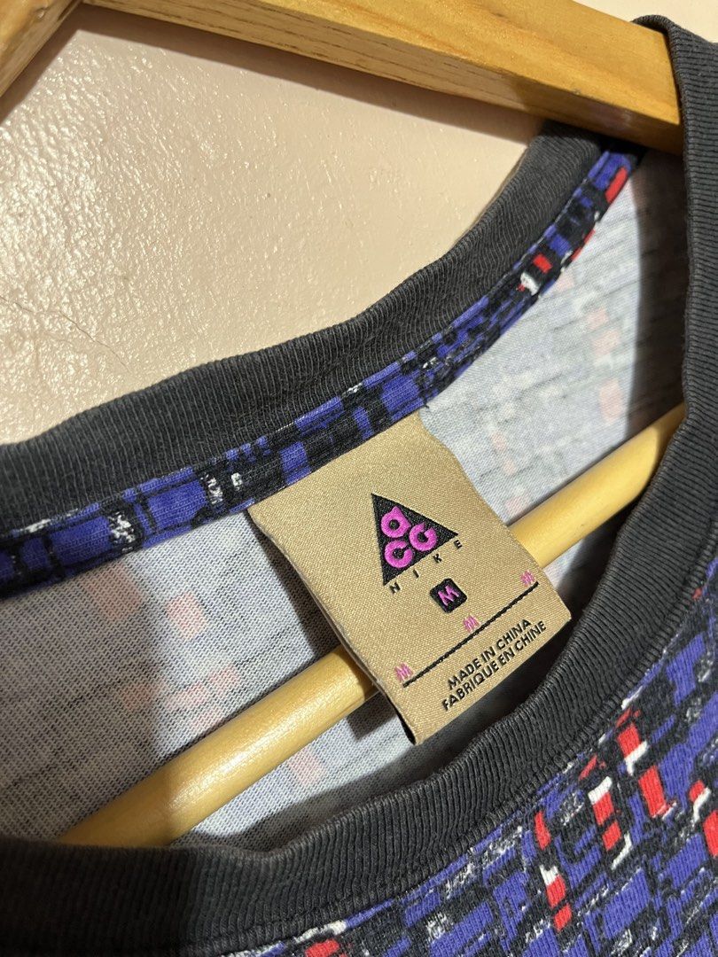 NIKE ACG (Category: Tshirts & Polo Shirts ) located in Manila. Submitted by variothrift (Listing ID 1451832324, Image 1). Description: size med.