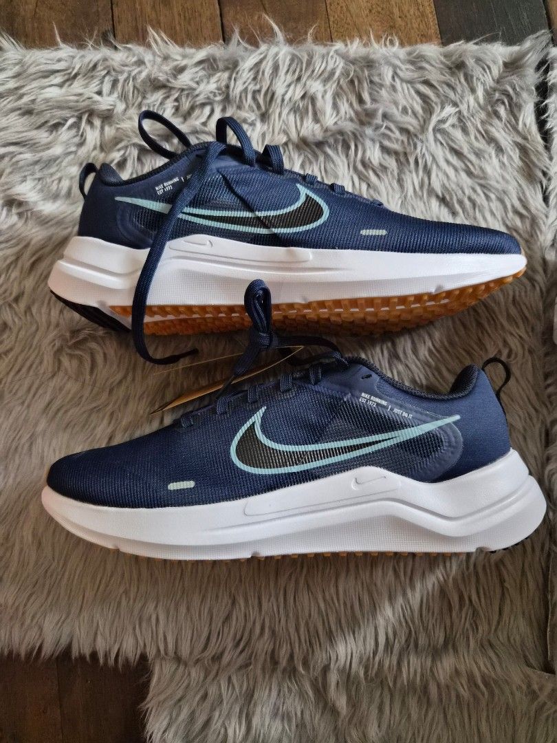 Nike Sneakers (Category: Sneakers) located in Manila. Submitted by jayy2021 (Listing ID 1451777409, Image 3). Description: Brand new nike sneakers court royale size 9 US downshifter 12 size 9 US php 2000.