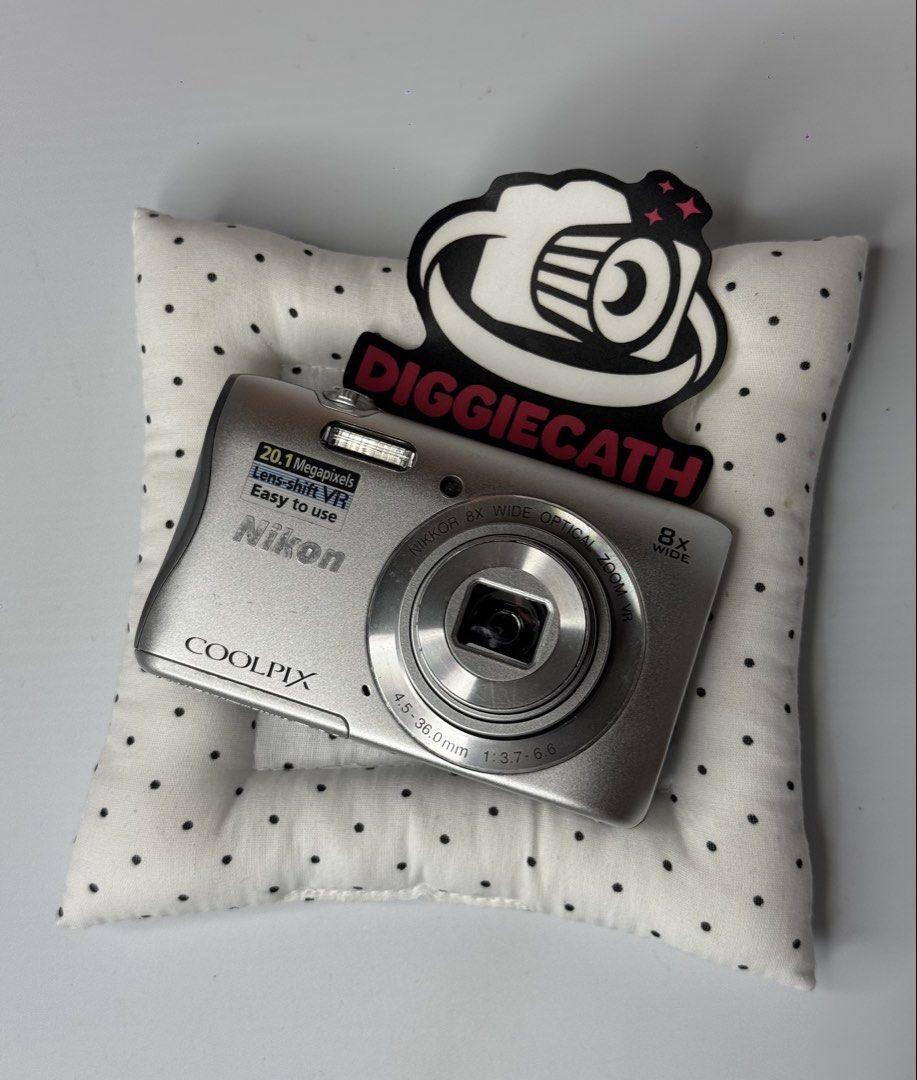 Nikon Coolpix S3700 20.1 mp With wifi🤍 (Category: Cameras) located in Mandaluyong City. Submitted by diggiecath (Listing ID 1451833359, Image 1). Description: Nikon Coolpix S3700 20MP W/ WIFI✨ • 20-megapixel • 8x optical zoom NIKKOR lens • 2.7-inch LCD screen • Built-in Wi-Fi/NFC for easy sharing complete inclusions with curated box unit battery strap universal battery charger sd card ✨can be shipped thru lalamove, grab, jnt or lbc (Cam price + 
