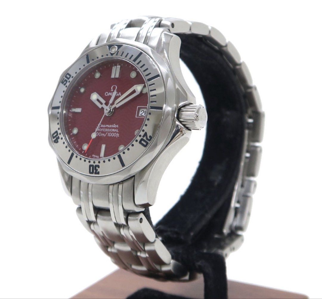 Omega Seamaster Pro 300 Marui Limited Edition (Category: Women's Watches) located in Las Pinas. Submitted by daisuki_japan_luxury_by_reiko (Listing ID 1451829166, Image 2). Description: Seamaster Pro 300 Marui Limited Edition Product number 010711F Model number 2582.61 brand omega Product Type clock Retailers Station Front Store material SS Stainless Steel rank A size 28mm sex Women's remarks Quartz Product details We have received a shipment of 