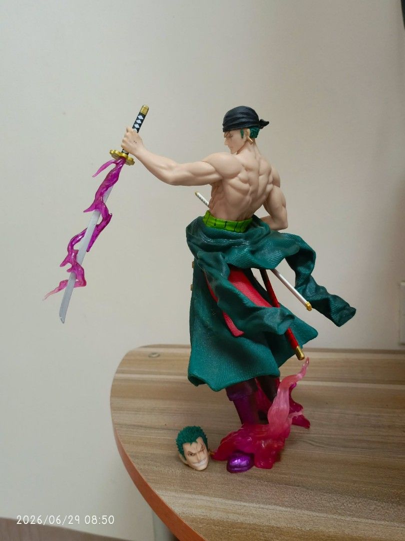 Onepiece figure Zoro (Category: Figurines & Statues) located in Batangas. Submitted by ranran4812 (Listing ID 1451853225, Image 3). Description: .