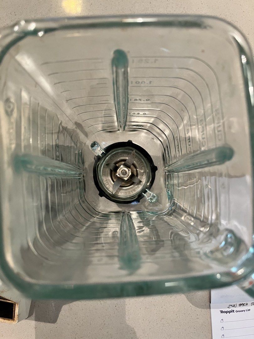 Osterizer Cycle Blend 10 Blender (Category: Juicers, Blenders & Grinders) located in Manila. Submitted by jst_507 (Listing ID 1451820392, Image 2). Description: Needs some cleaning Chat us for any concerns or inquiries.