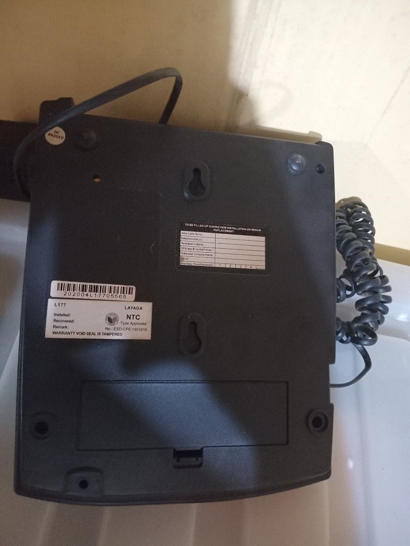 PLDT Corded Telephone with LCD Display (Category: Office & Business Technology) located in Baguio. Submitted by loweasel (Listing ID 1451716500, Image 3). Description: - PLDT corded telephone - LCD screen for caller ID and information - Standard keypad with mute, pause, and redial buttons - Includes handset and coiled cord - Main phone unit included - Ready for immediate use.