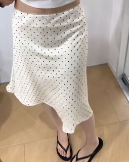 (Category: ) located in . Submitted by clothioning (Listing ID 1451856729, Image 1). Description: .