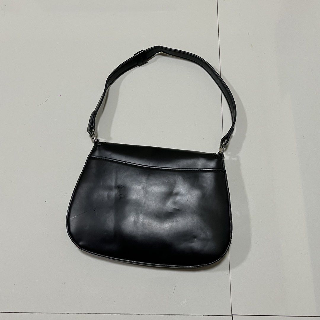 Prada (Category: Luxury Bags & Wallets) located in Lucena. Submitted by RAGGGGSSSS (Listing ID 1451876300, Image 3). Description: Prada Kili Bag With Tag Still in Verygood Condition Honest issue: Check indicated photos.