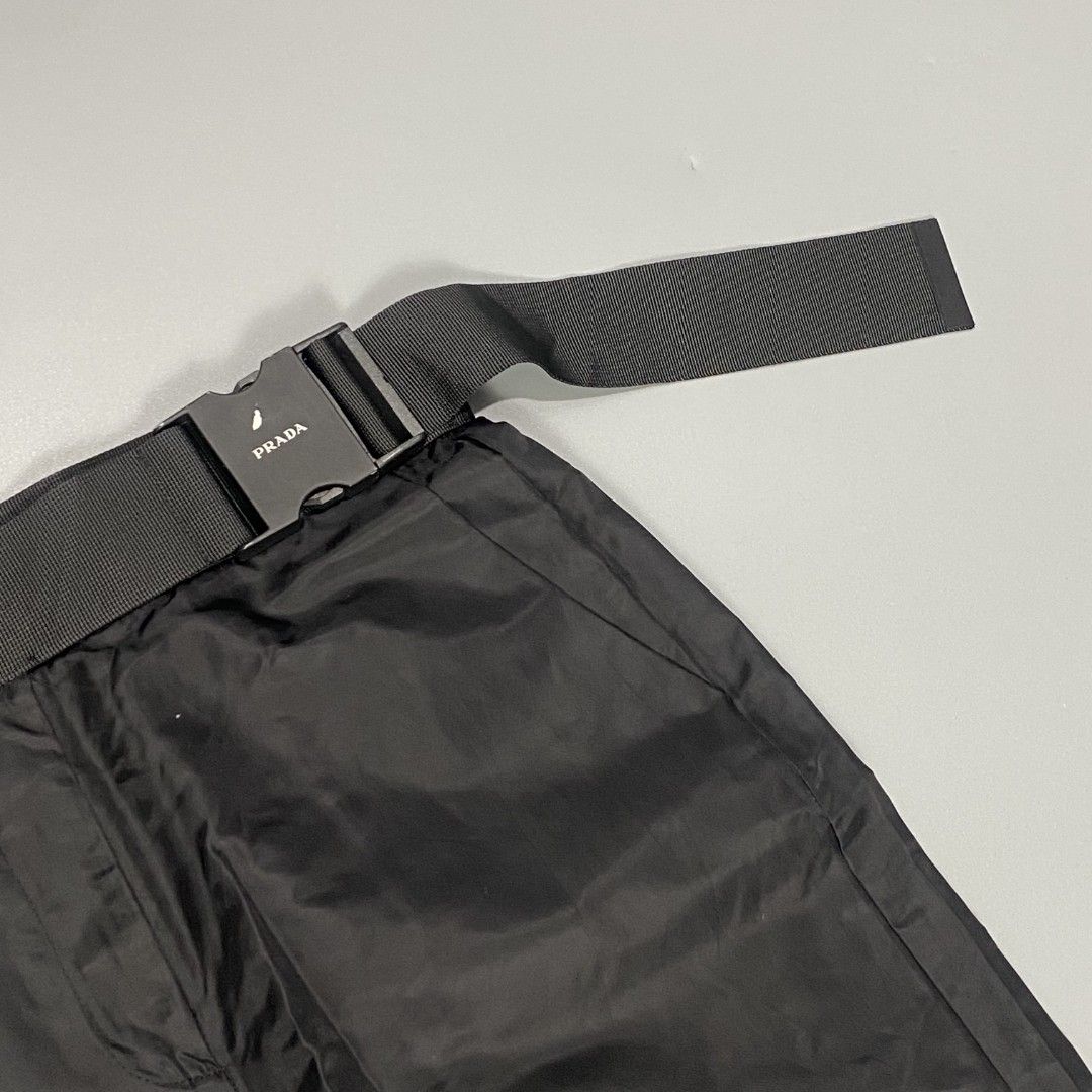 Prada (Category: Luxury Apparel) located in Mangaldan. Submitted by kendrops (Listing ID 1451886135, Image 3). Description: Made in Italy Complete tags Waistline 28.5 Length 39 Small to Medium Excellent condition: 10/10 Color rate: 10/10 issue:(none).