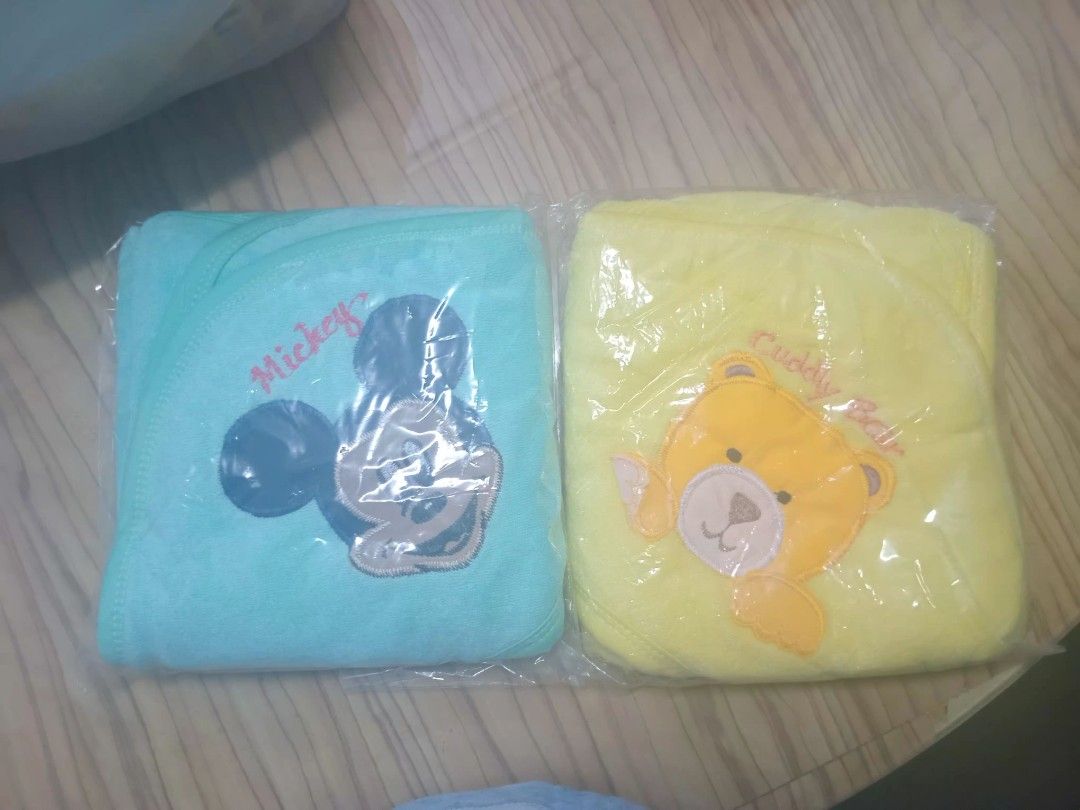 PRE ORDER Receiving Blanket (Category: Babies & Kids Fashion) located in Taguig. Submitted by newwavecollection (Listing ID 1451700658, Image 2). Description: 180 each pre order makapal with other colors white,pink,blue.