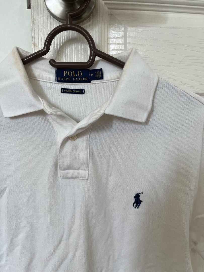 Ralph Lauren Polo Shirt (Category: Tshirts & Polo Shirts ) located in Manila. Submitted by vjr21 (Listing ID 1451809016, Image 2). Description: Ralph Lauren Polo Shirt Color: White Size: Medium Condition: Well used Dimensions: 20 x 27.