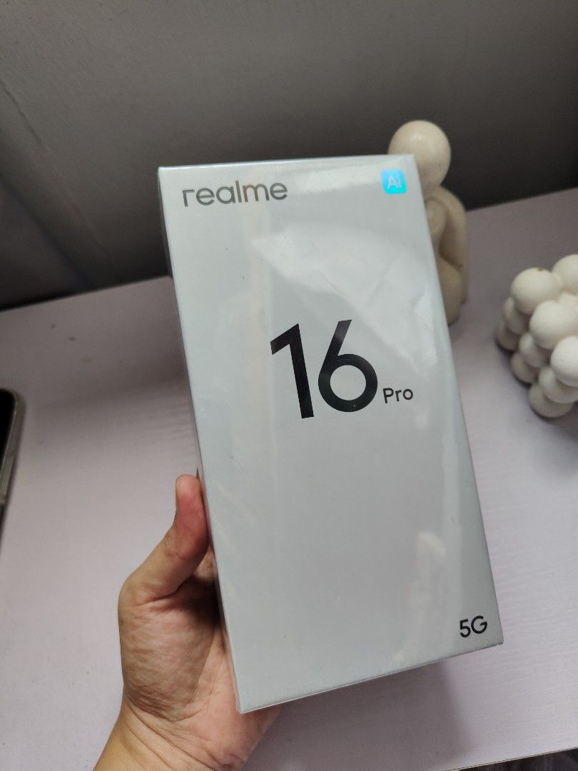 Realme 16 pro (Category: Realme) located in Manila. Submitted by tantankhallyx1606 (Listing ID 1451895510, Image 1). Description: Available unit Open for swap add sa lower unit Realme 16 pro 5g 12/512 Brand new sealed kau na mag unbox Complete standard package.