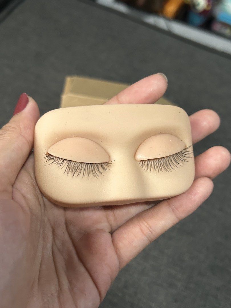 Rectangular Lash Flat Model Head Practice Eyelash Extension Training Head With Removable Replacement Eyelids (Category: Makeup) located in General Trias. Submitted by aprilocampo0412 (Listing ID 1451767215, Image 3). Description: Rectangular Lash Flat Model Head Practice Eyelash Extension Training Head With Removable Replacement Eyelids.