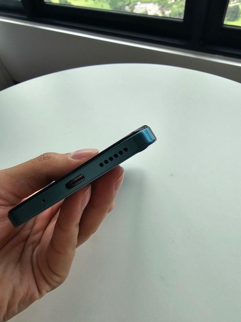 Redmi (Category: Xiaomi) located in Manila. Submitted by beethoven_993 (Listing ID 1451794930, Image 3). Description: Redmi 12R 4+128GB used smartphone, supports MIUI 14 system. Brand: Xiaomi Model: Redmi 12C Storage Capacity: 128GB Memory: 4GB Version: MIUI Global 14.0.2 Screen Condition: No obvious scratches. This phone is equipped with the MIUI 14 system, offering a smooth interface and supporting common applications without any pressure. Meet