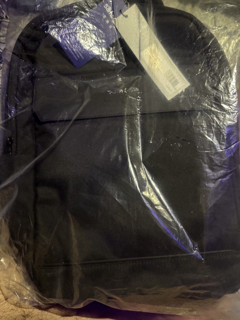 Samsonite Black Backpack (Category: Backpacks) located in Manila. Submitted by im.princerain (Listing ID 1451846970, Image 2). Description: This is limited edition Negotiable.