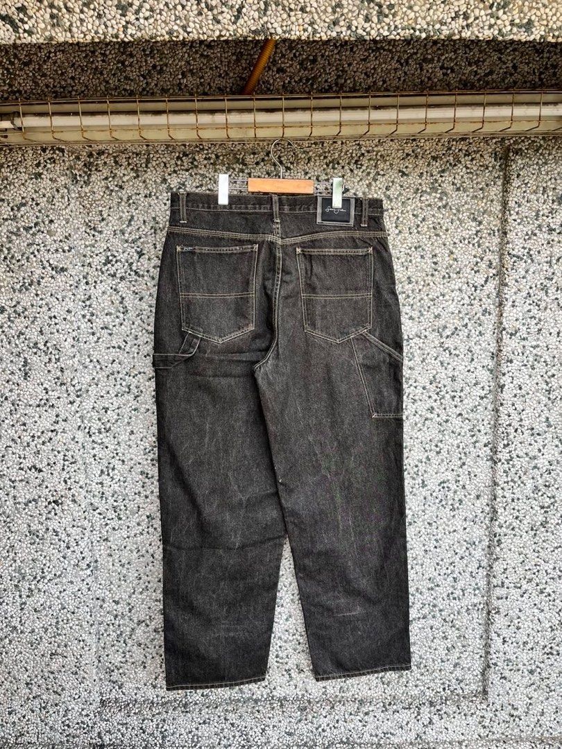 Seanjohn Carpent Double Knee (Rare) (Category: Jeans) located in Manila. Submitted by junkboyz (Listing ID 1451863711, Image 3). Description: Authentic✅ Excellent Condition✅ waist - 34 to 36 length - 45 thigh - 15 hem - 9 FLAWS : Scratch 🏷️*,999 PHP (DM).