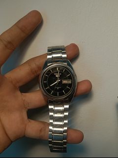 (Category: ) located in . Submitted by lequedin (Listing ID 1451765550, Image 1). Description: .