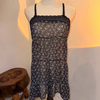 (Category: ) located in . Submitted by shoossells (Listing ID 1451862080, Image 1). Description: .