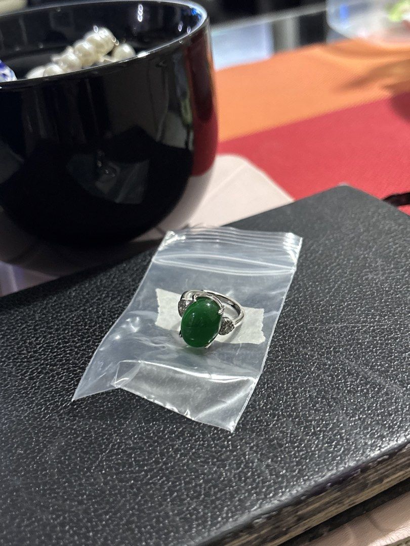 silver ring with green big pendant non tarnished (Category: Rings) located in Manila. Submitted by vjin_sunshine.jiminijk (Listing ID 1451883982, Image 1). Description: .