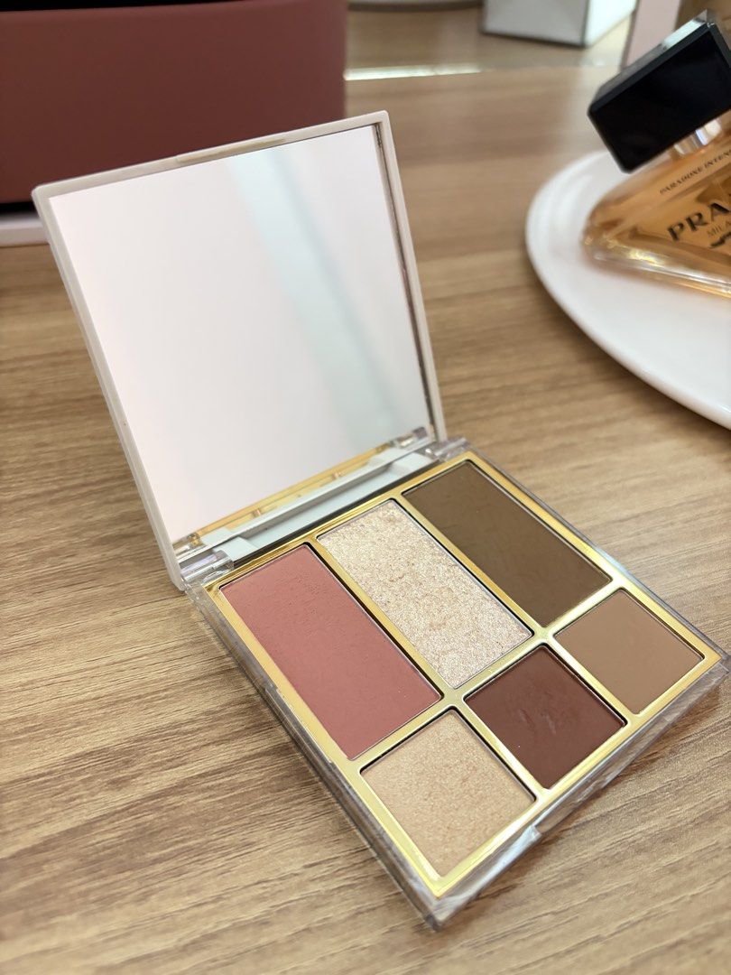 Strokes Beautiful Any Day Palette (Category: Makeup) located in Calamba. Submitted by sagemom (Listing ID 1451805595, Image 1). Description: Used once only..
