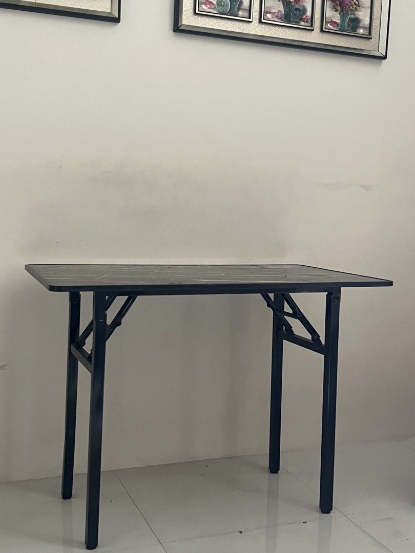 Study Table (Category: Tables & Sets) located in Manila. Submitted by kibzie (Listing ID 1451805698, Image 1). Description: .