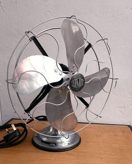 (Category: ) located in . Submitted by fan.tastic (Listing ID 1451820753, Image 1). Description: .