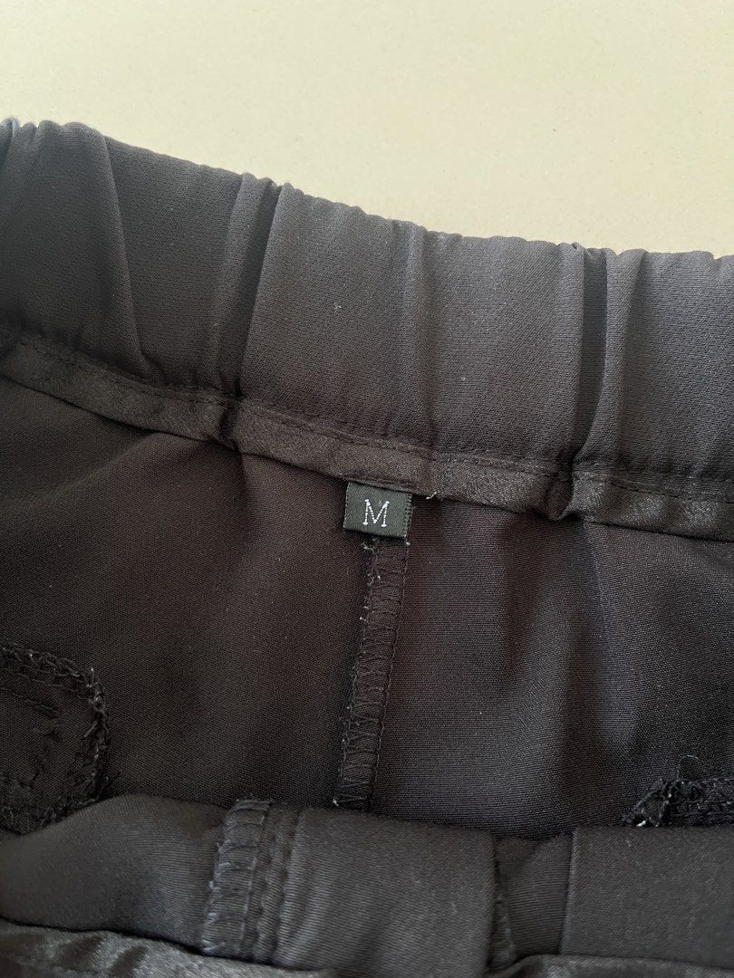 Taobao Slack Pants (Category: Bottoms) located in Seremban. Submitted by charleschai0921 (Listing ID 1451871875, Image 2). Description: Condition ⭐️⭐️⭐️ Size M Size (29 Waist) Cod Sendayan / Postage .