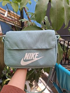 (Kategori: ) berada di . Dikirim oleh cacajuun (ID iklan 1451731211, Gambar 1). Deskripsi: .