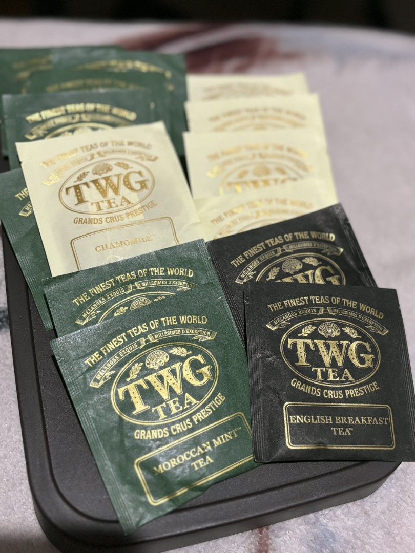 TEH TWG (Kategori: Makanan Instan) berada di Cibinong. Dikirim oleh satudantiga (ID iklan 1451772847, Gambar 1). Deskripsi: TWG Teh Original Harga Rp5 ribu per pcs. Minimal beli 10 pcs Boleh mix untuk pesenan 10 pcs Boleh cek di luar, dijamin ini harga termurah. saya posting juga di Threads.