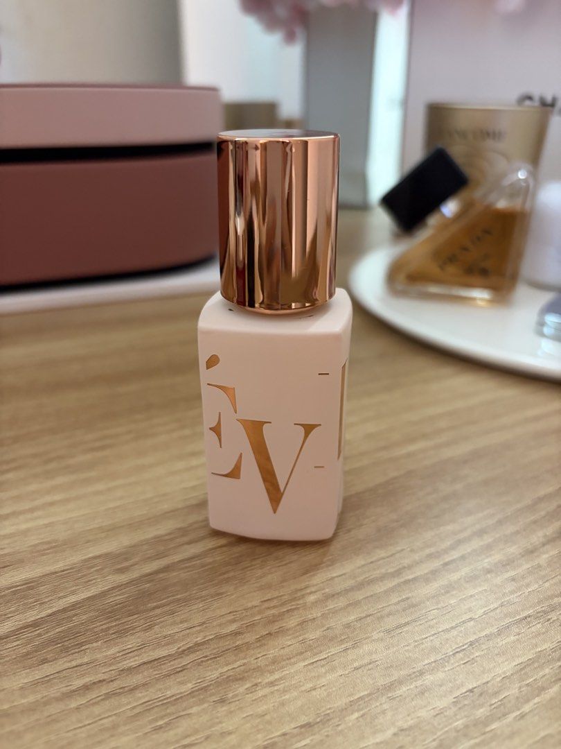 Teviant Ultimate Skin Master Primer (Category: Makeup) located in Calamba. Submitted by sagemom (Listing ID 1451805046, Image 2). Description: Used twice or thrice only..