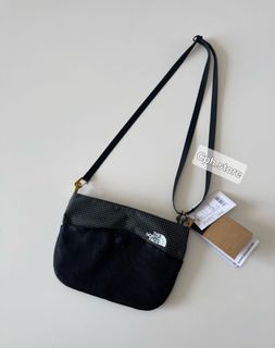 （分類：）位於 。 由 cph.store 提交（商品編號 1451863356，圖片 1）。簡介： 。