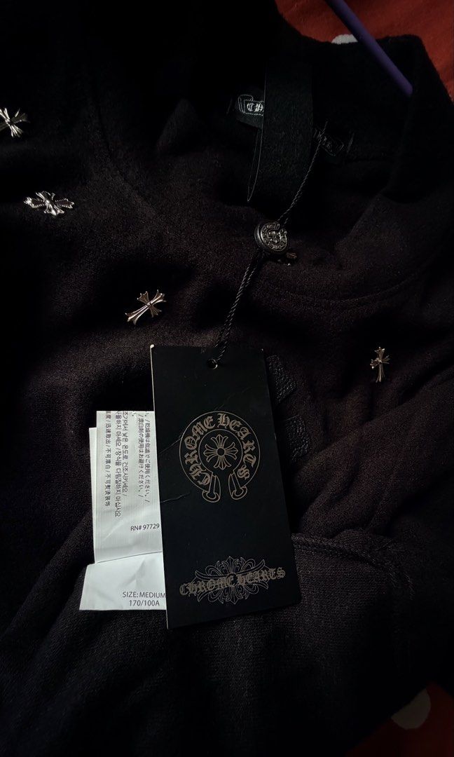 Top （分類：T-shirt）位於 Hong Kong。 由 maomaorush 提交（商品編號 1451866360，圖片 3）。簡介： New top。