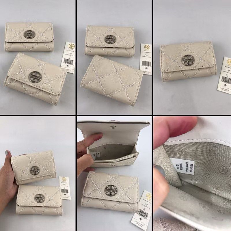 Tory b*rch Small Wallet (Category: Wallets & Card holders) located in Manila. Submitted by patchypat01 (Listing ID 1451841148, Image 1). Description: Made in Vietman PRE-ORDER MESSAGE.