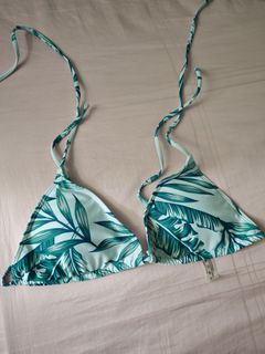 (Category: ) located in . Submitted by mooshop88 (Listing ID 1451768418, Image 1). Description: .