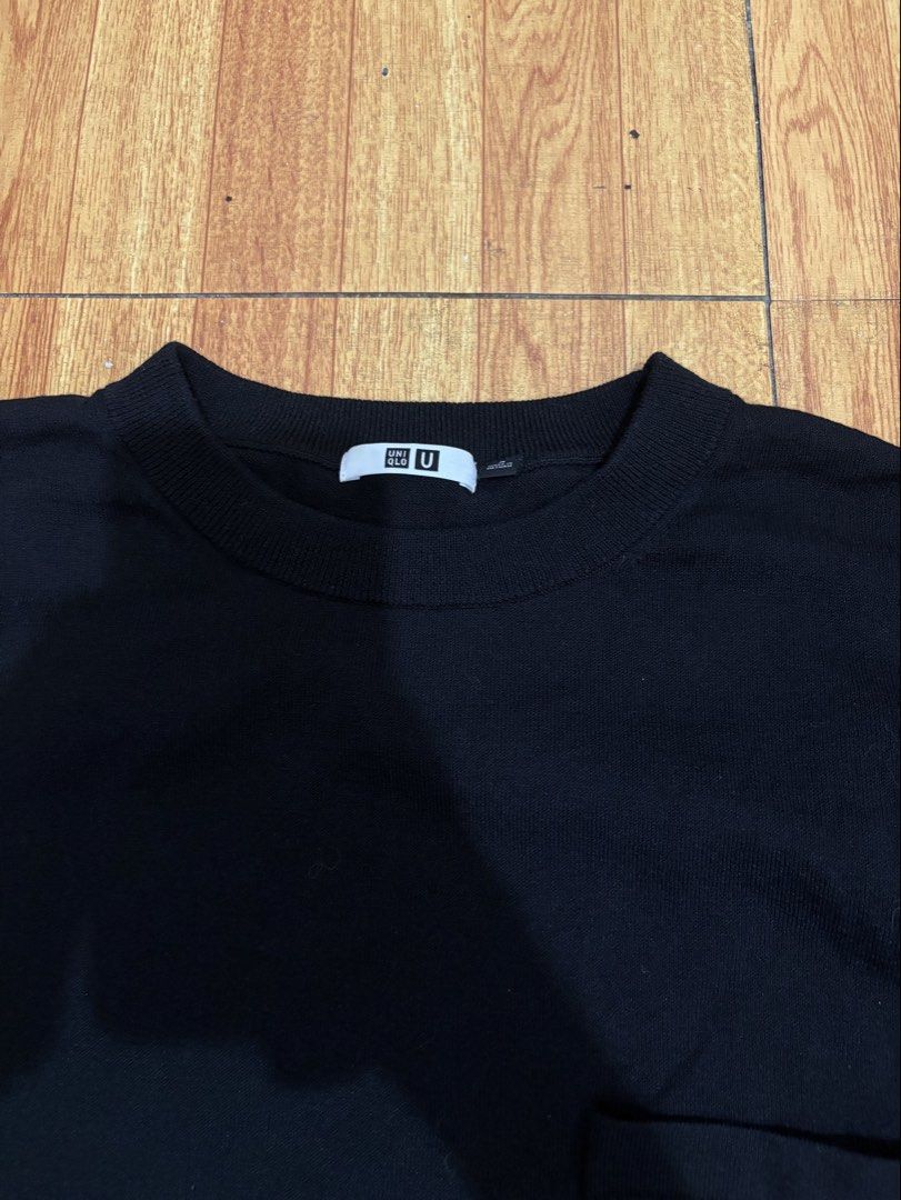 Uniqlo Crewneck Pocket Tshirt (Category: Tshirts & Polo Shirts ) located in Bacoor. Submitted by tashlav (Listing ID 1451746079, Image 2). Description: Medium Size .