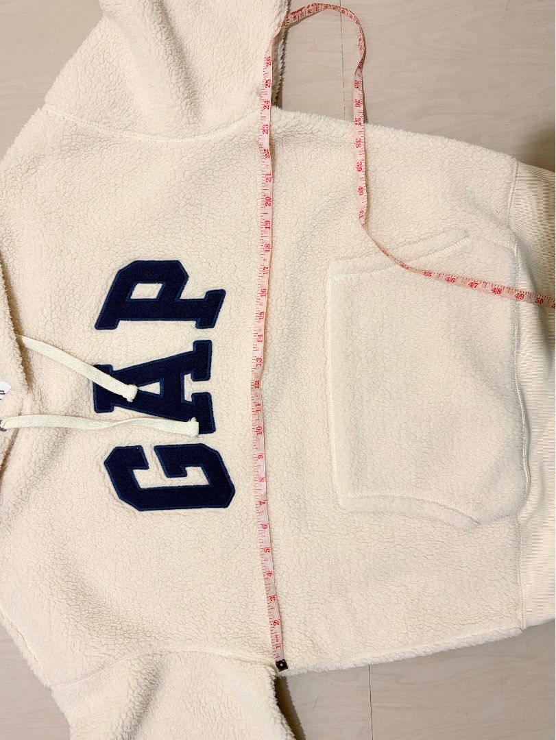 UNISEX GAP (Category: Activewear) located in Cavite. Submitted by smcclothing (Listing ID 1451857295, Image 3). Description: Details indicate on picture Other inquires you may send you message .