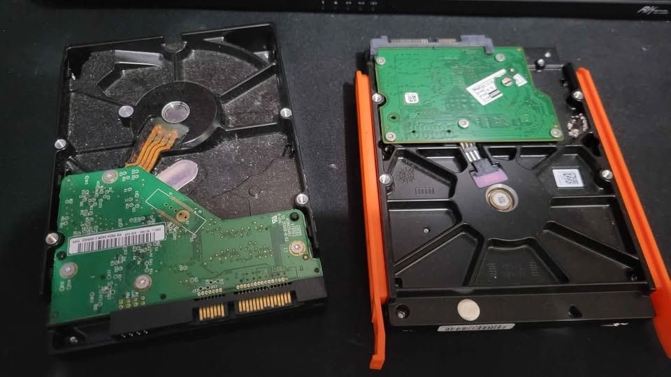 Untested Hard Drives (Category: Hard Disks & Thumbdrives) located in La Trinidad. Submitted by .crimson. (Listing ID 1451719745, Image 2). Description: Fixed price, selling both for 1k Untested, don't have time to test Western Digital Caviar Blue 160GB Seagate Barracuda 500GB with mount RFS: Decluttering La Trinidad or Baguio for meetups LBC or Lalamove for shipping.