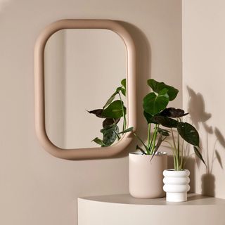 （分類：）位於 。 由 MIRRORWORX 提交（商品編號 1451820054，圖片 1）。簡介： 。