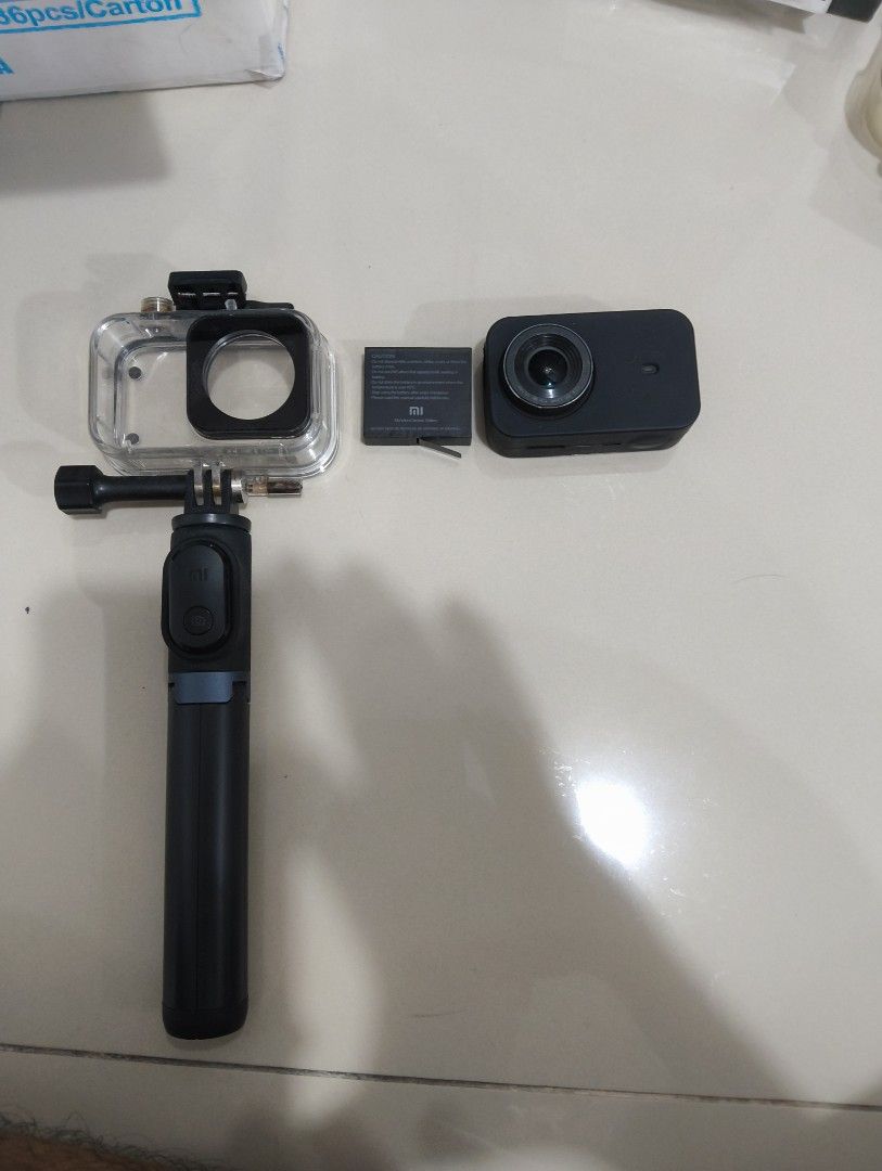 Xiaomi Action Camera 4k with Accessories (Category: Cameras) located in Caloocan City. Submitted by goldenstone.de9f00 (Listing ID 1451726954, Image 2). Description: - Xiaomi mi Action Camera 4k - Includes waterproof case - Xiaomi bluetooth Tripod .